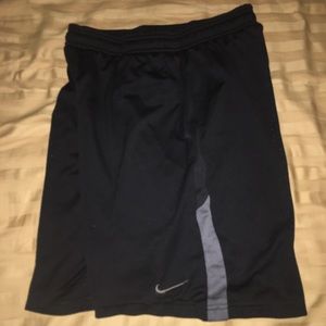 Nike Mesh Dri Fit Basketball Shorts (M)